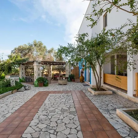 Vila Nell Arneo Country House *